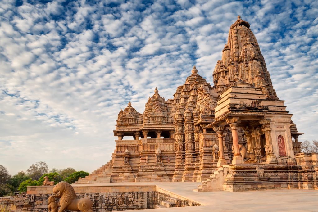 26.khajurahotemples credit rnmitraistock httpwww.istockphoto.comgbphotokandariya mahadeva temple khajuraho india unesco world heritage site gm540115304 96377381 1024x683